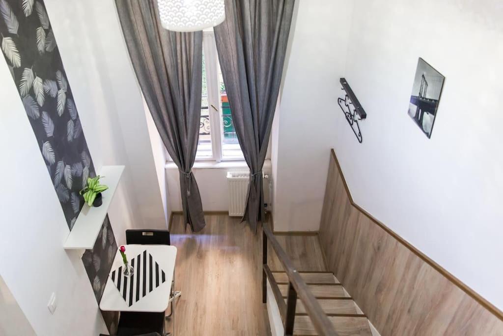 Appartamento Central Budget Lofts Budapest Esterno foto