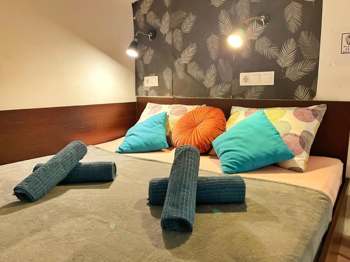 Appartamento Central Budget Lofts Budapest Esterno foto